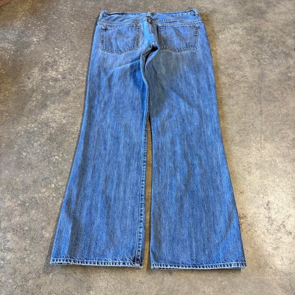 2000s urban pipeline bootcut jeans